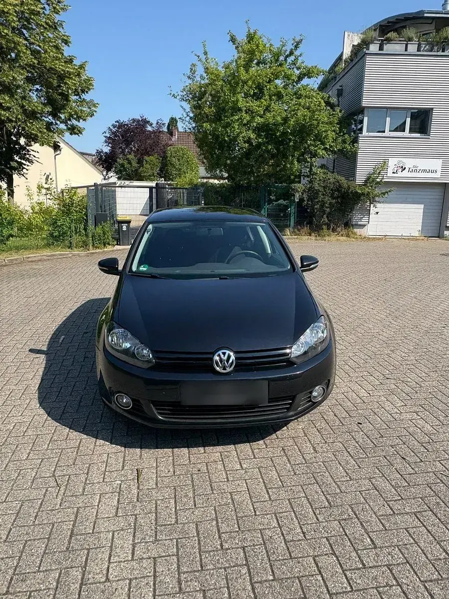 Gebraucht VW Golf VI 86 PS (63 kW) 2010 Schwarz Kleinwagen