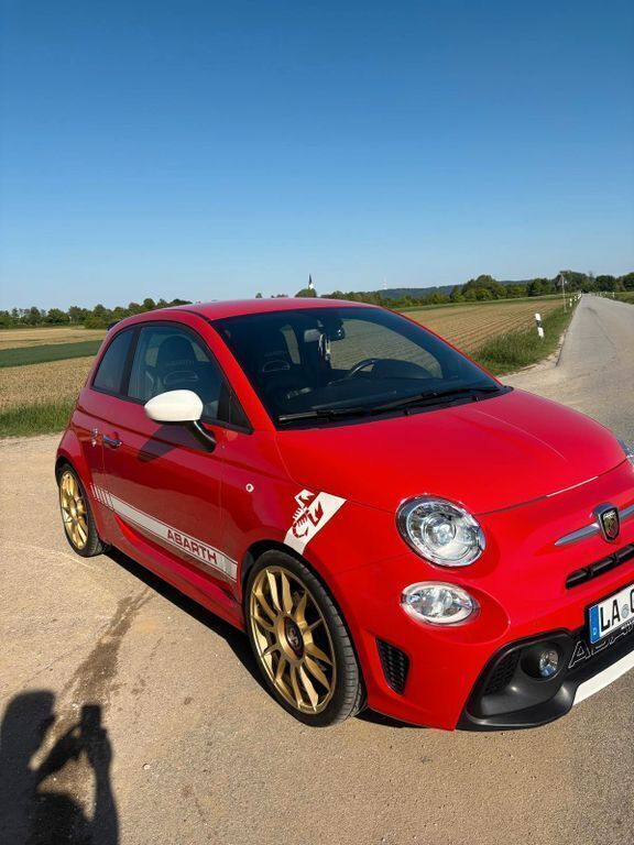 Rot Gebraucht 2017 Abarth 595 Turismo Kleinwagen | 14.299 € (Guter Preis) - Bild 1/4
