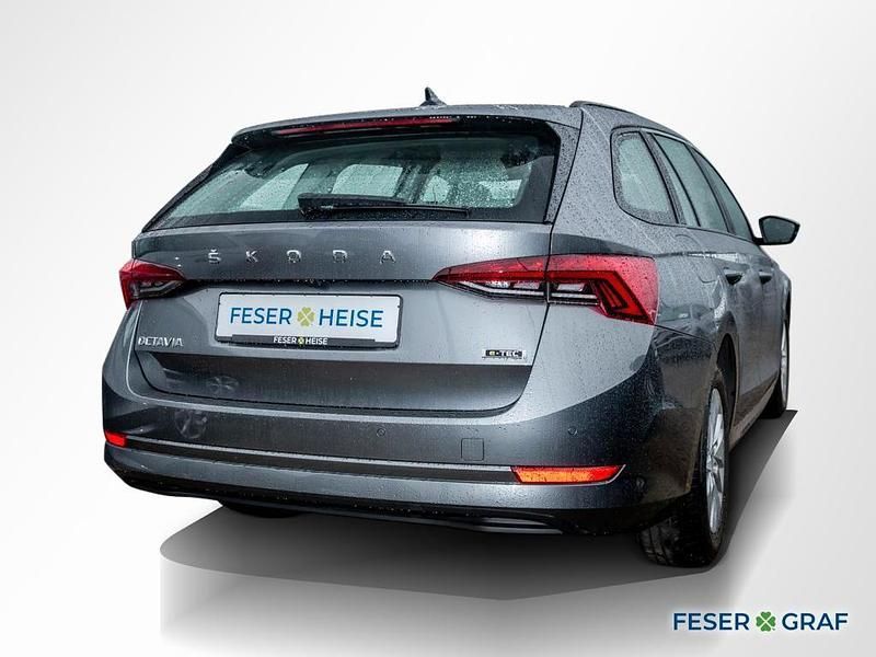 Gebraucht Skoda Octavia Ambition 110 PS (80 kW) 2023 Grau Kombi