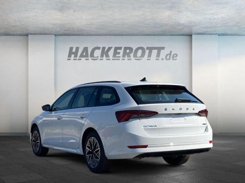 Gebraucht Skoda Octavia Ambition 150 PS (110 kW) 2024 Weiss Kombi