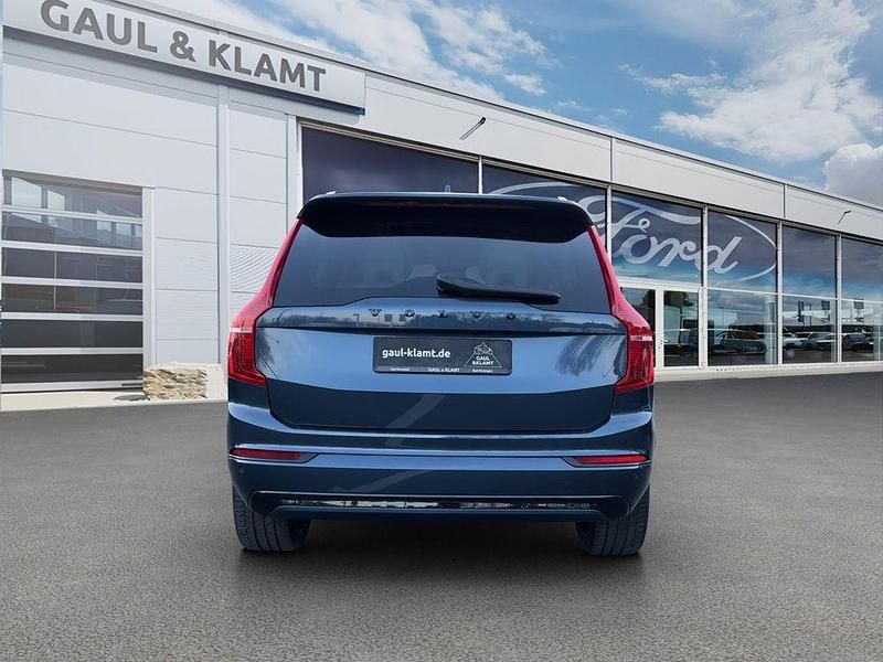 Gebraucht Volvo XC90 Ultimate 455 PS (334 kW) 2023 Denim blue / metallic SUV
