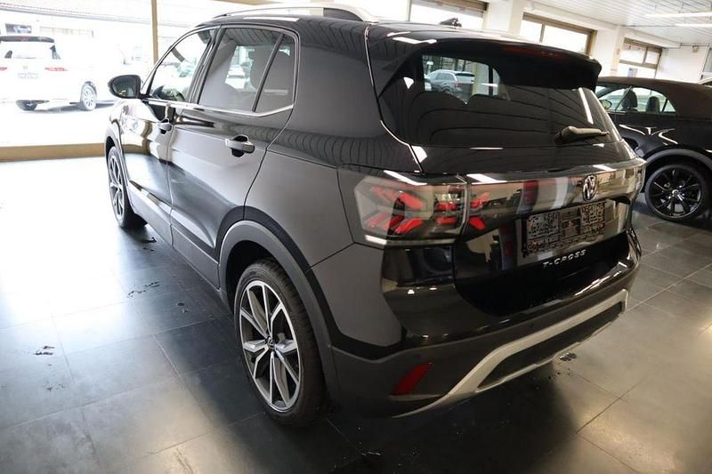 Gebraucht VW T-Cross Style 116 PS (85 kW) 2025 Schwarz SUV