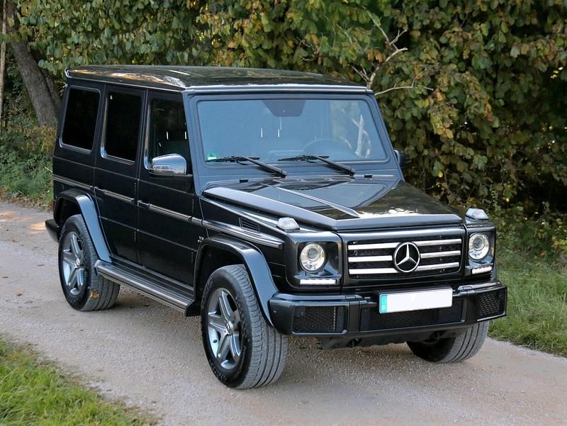Schwarz Gebraucht 2016 Mercedes G500 AMG SUV | 65.000 € - Bild 1/2