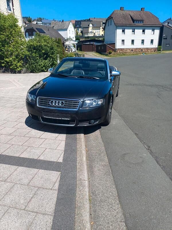 Schwarz Gebraucht 2002 Audi A4 Cabriolet Cabrio | 2.700 € (Superpreis) - Bild 1/4