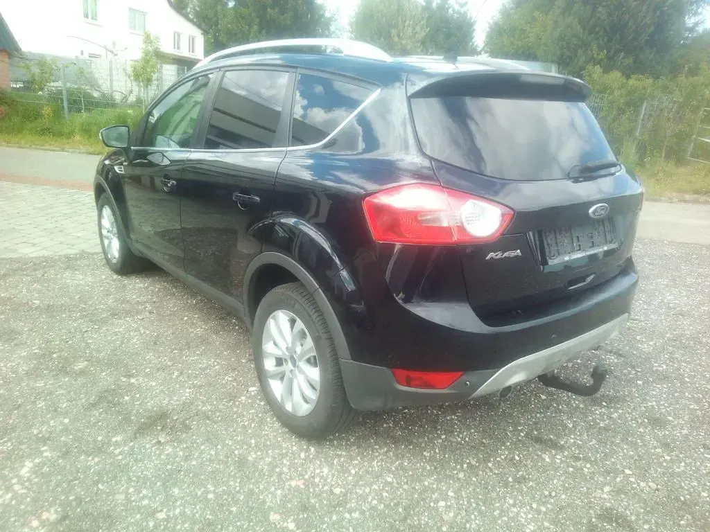Używany Ford Kuga Titanium 163 KM (119 kW) 2011 Czarny SUV