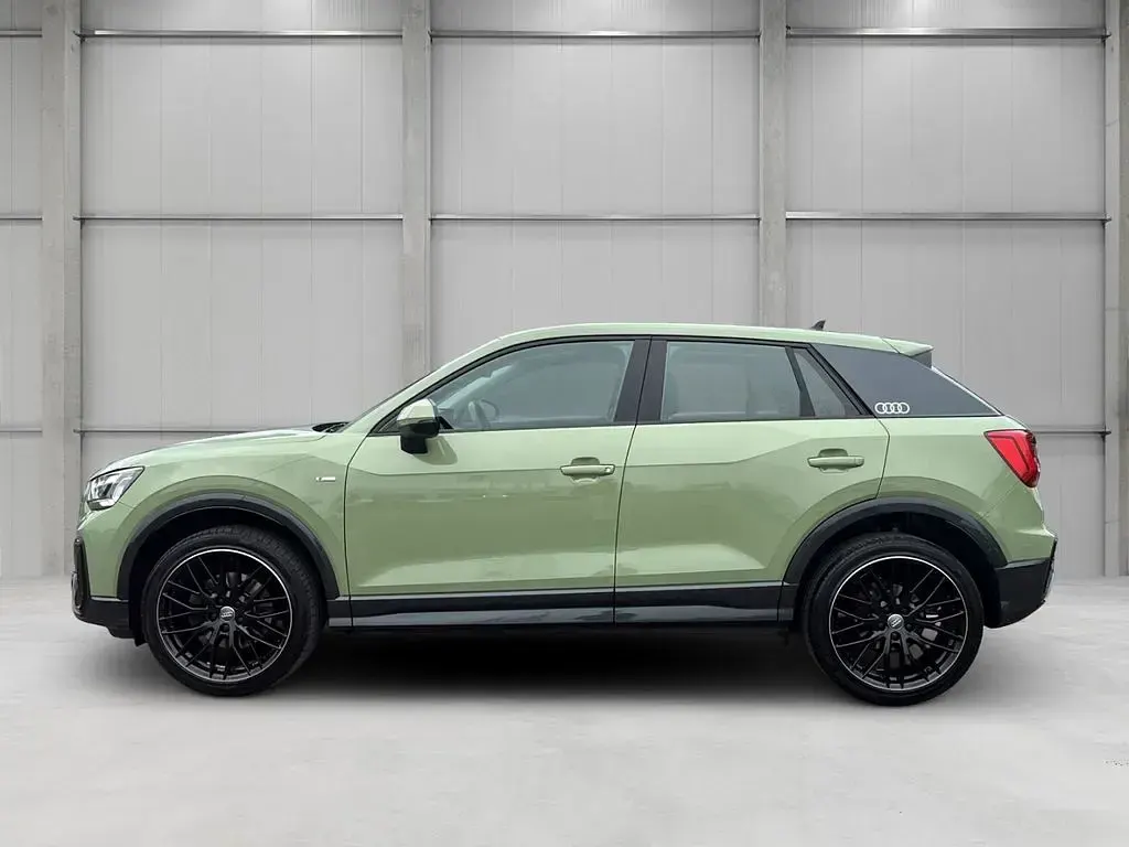 Gebraucht Audi Q2 S-Line 150 PS (110 kW) 2021 Grün SUV