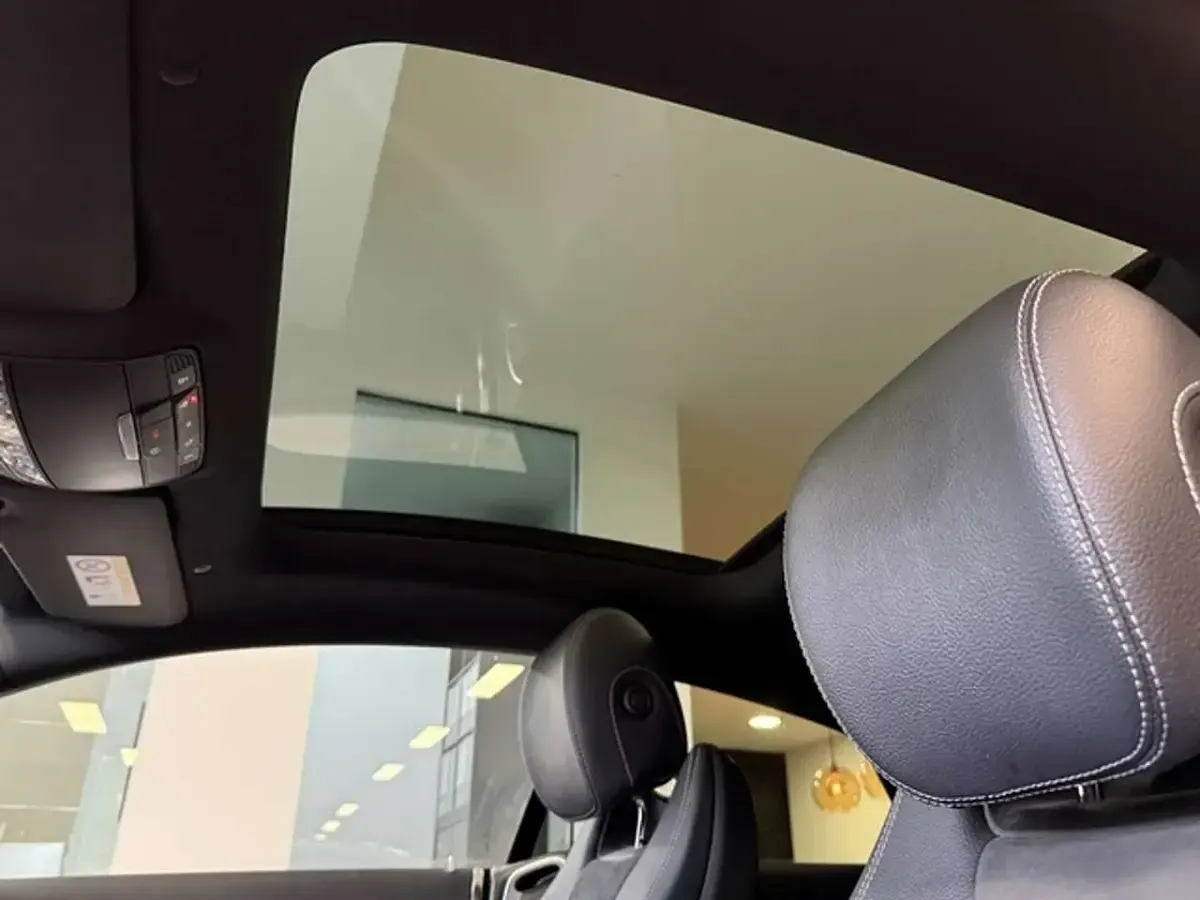 Usata Mercedes E350 AMG 286 CV (210 kW) 2019 Bianco Coupé