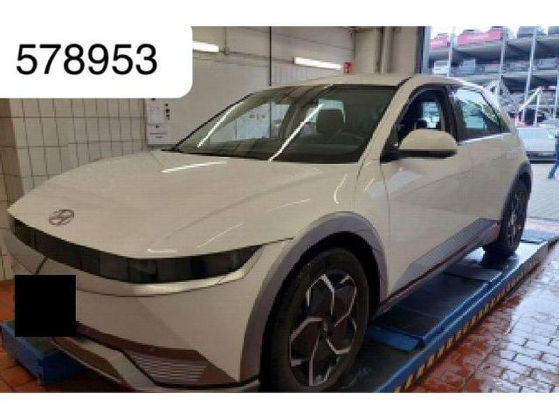 Atlas white / sol Gebraucht 2021 Hyundai Ioniq 5 SUV | 23.950 € (Superpreis) - Bild 1/4