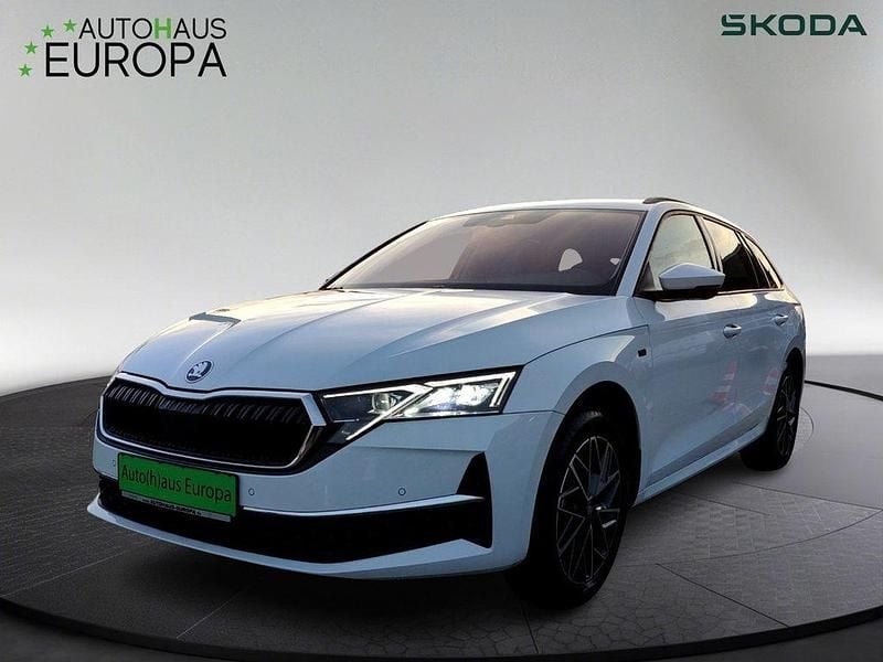 Gebraucht Skoda Octavia Tour 204 PS (150 kW) 2025 Kombi