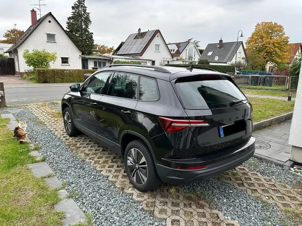 Gebraucht Skoda Karoq Tour 150 PS (110 kW) 2022 Schwarz SUV