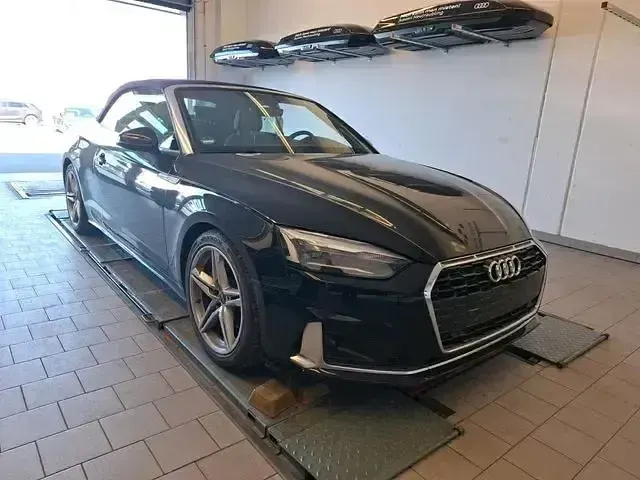 Gebraucht Audi A5 Cabriolet Advanced 204 PS (150 kW) 2022 Schwarz Cabrio