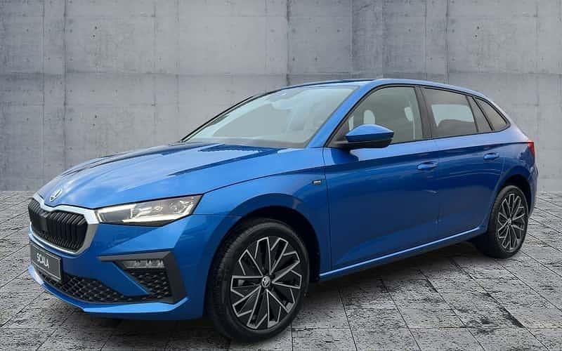 Raceblau metallic Gebraucht 2024 Skoda Scala Drive Kleinwagen | 23.770 € (Fairer Preis) - Bild 1/4