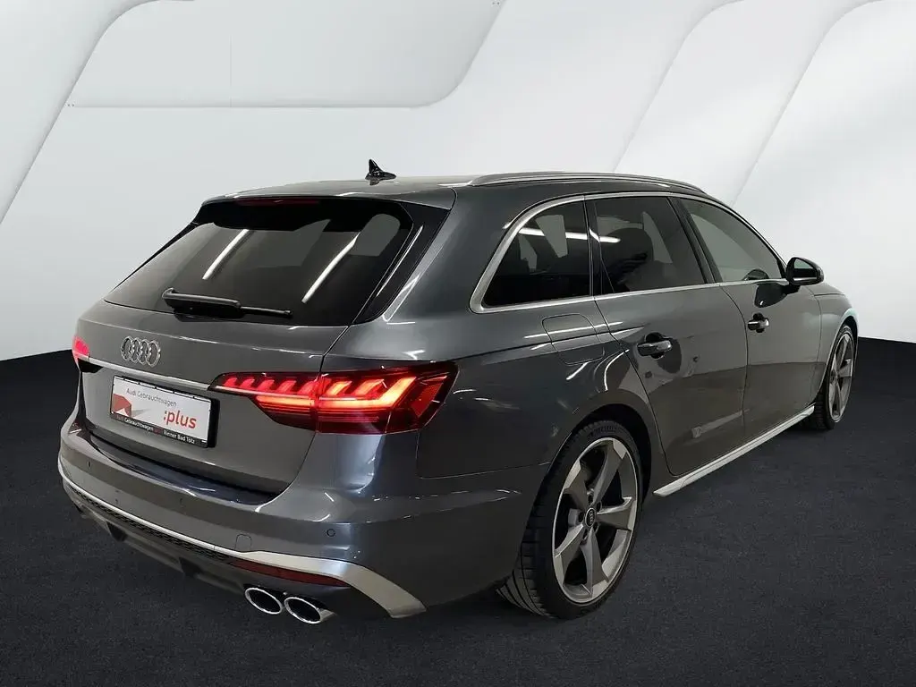 Gebraucht Audi S4 Sport 341 PS (250 kW) 2021 Daytonagrau perleffekt Kombi
