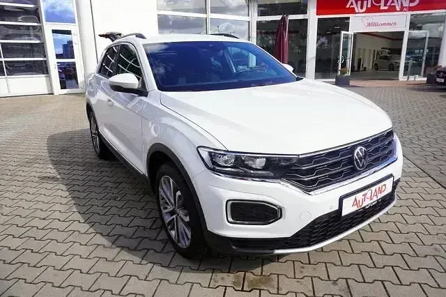 Begagnad VW T-Roc Active 150 HK (110 kW) 2021 Vit SUV