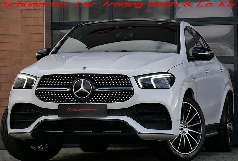 Weiß Gebraucht 2021 Mercedes GLE350 AMG Limousine | 72.590 € (Teuer) - Bild 1/4