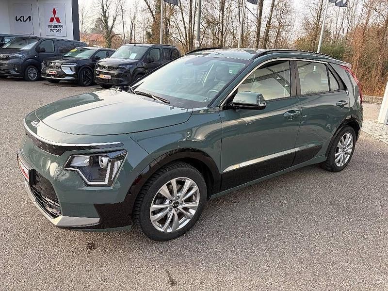 Gebraucht Kia Niro Vision 150 kW (204 PS) 2022 Grün SUV