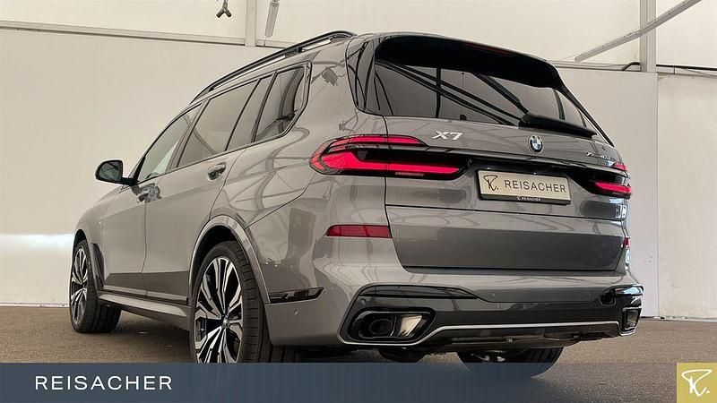 Neu BMW X7 Performance 340 PS (250 kW) 2025 Grau SUV