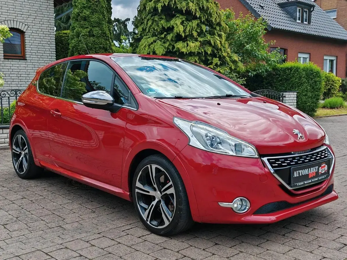 Gebraucht Peugeot 208 GTi 200 PS (147 kW) 2015 Rot Kleinwagen