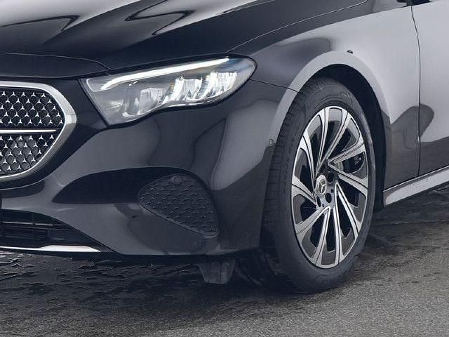 Gebraucht Mercedes E300 Avantgarde 313 PS (230 kW) 2024