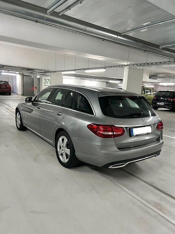 Gebraucht Mercedes C220 170 PS (125 kW) 2015 Grau Limousine
