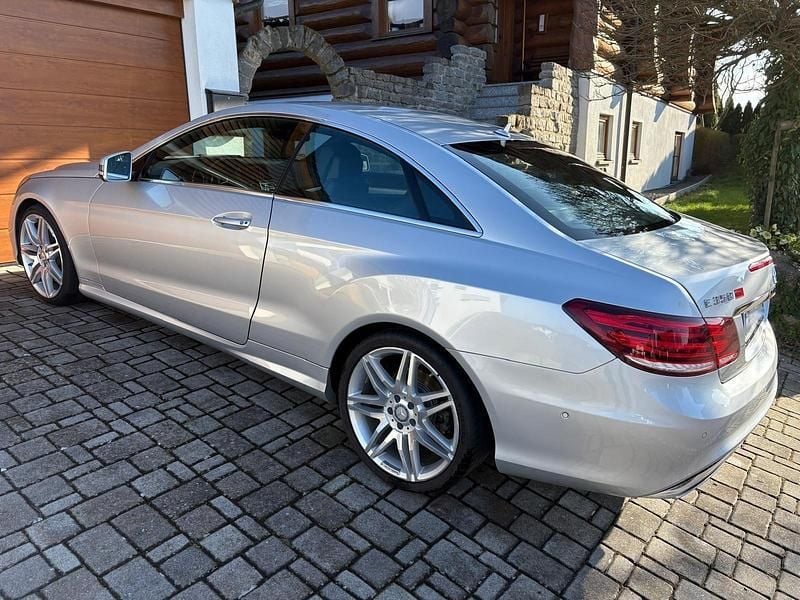 Gebraucht Mercedes E350 AMG 306 PS (225 kW) 2014 Silber Coupé
