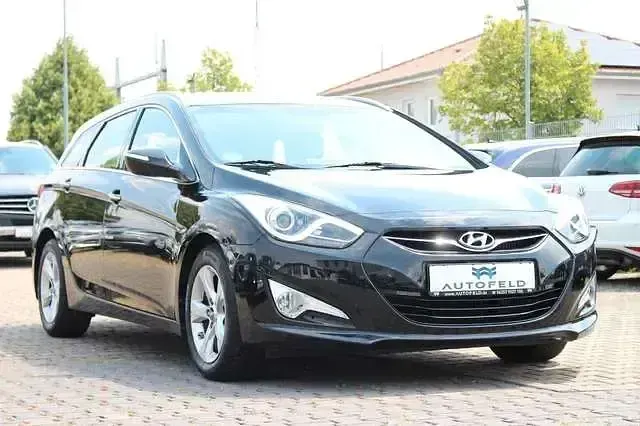 Gebraucht Hyundai i40 136 PS (100 kW) 2015 Schwarz (metallic) Kombi