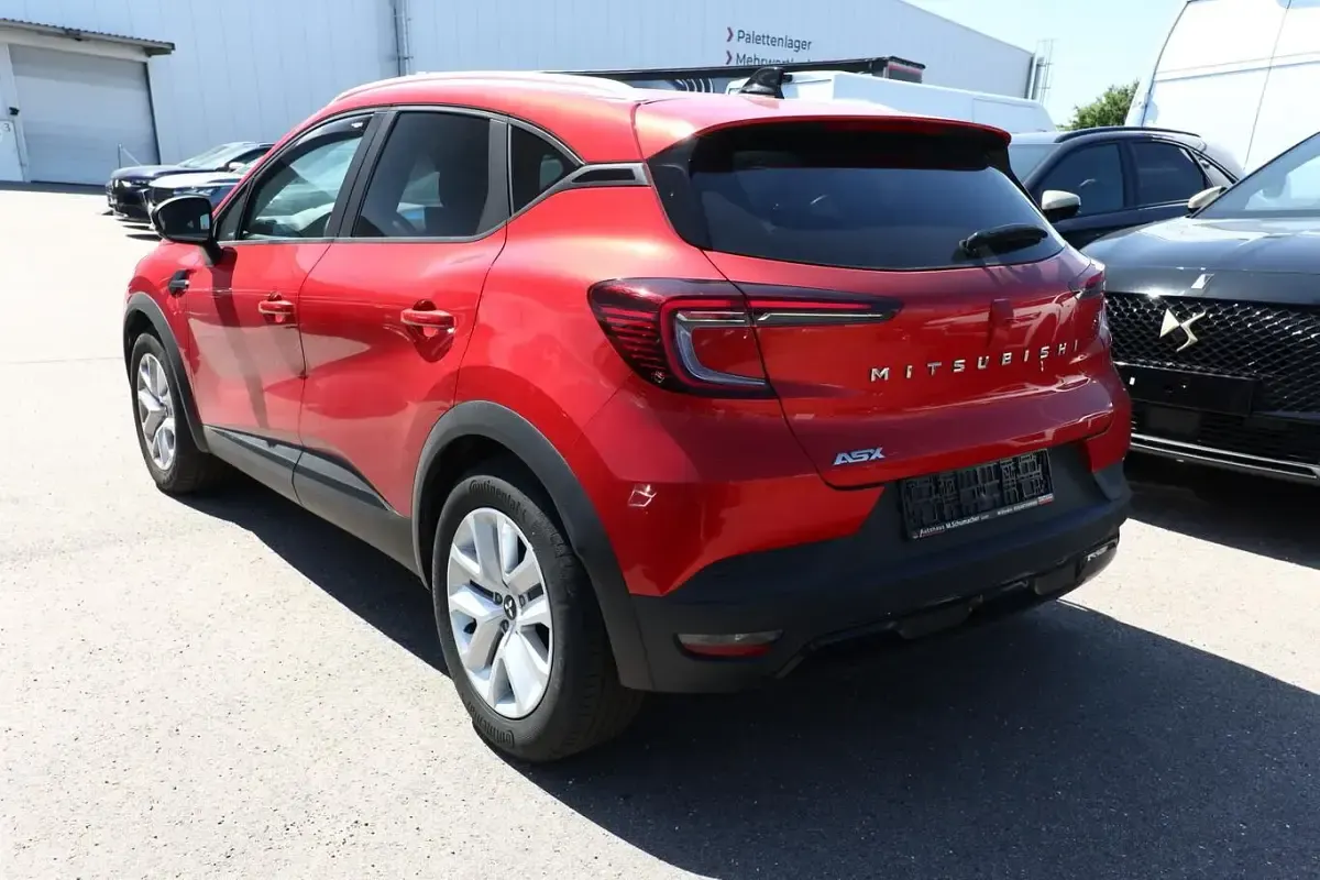 Gebraucht Mitsubishi ASX Plus 140 PS (102 kW) 2025 Sunrise red metallic SUV