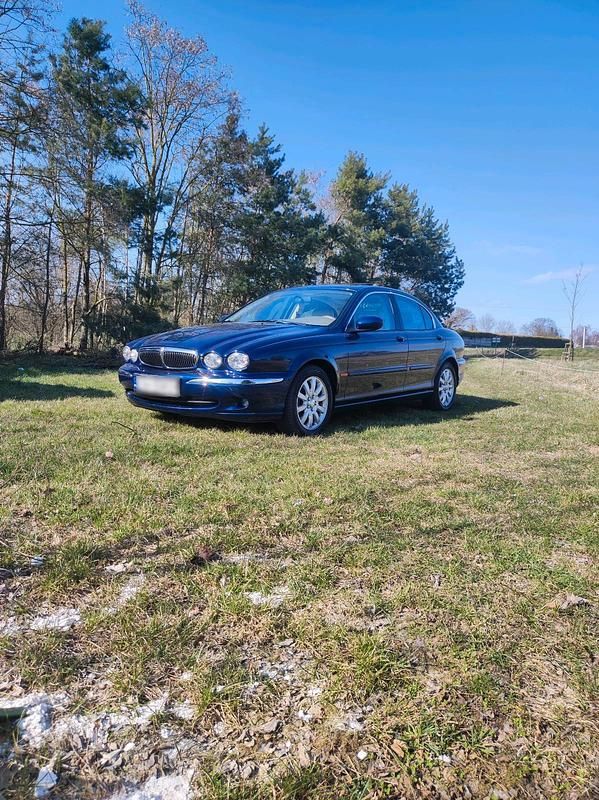 Second-hand Jaguar X-type 150 CP (110 kW) 2003 Albastru Berlinǎ