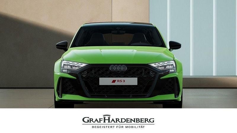 Grün Neu 2025 Audi RS3 Sportback Kleinwagen | 70.312 € (Fairer Preis) - Bild 1/4