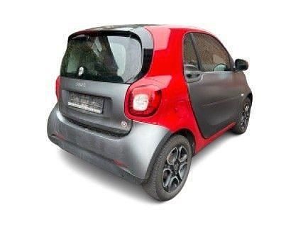 Gebraucht Smart ForTwo Coupé Basis 90 PS (66 kW) 2018 Rot Coupé