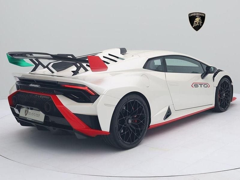 Second-hand Lamborghini Huracán 639 CP (469 kW) 2024 Alb