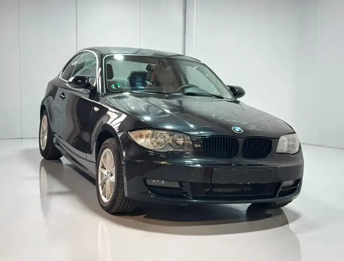 Gebraucht BMW 120 Coupé 177 PS (130 kW) 2008 Schwarz Coupé
