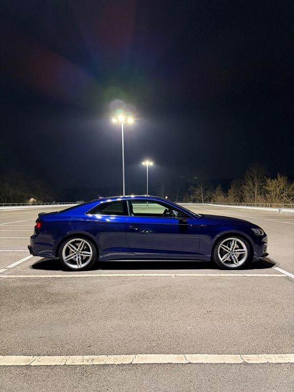 Gebraucht Audi S5 Ambiente 354 PS (260 kW) 2017 Blau Coupé