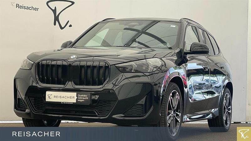 Saphirschwarz Gebraucht 2024 BMW X1 Shadowline SUV | 47.499 € (Teuer) - Bild 1/4