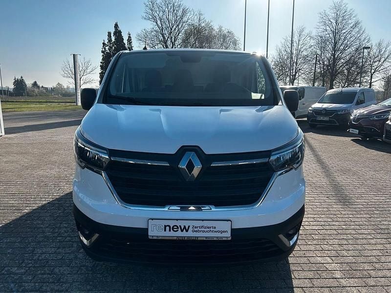 Occasion Renault Trafic Komfort 110 ch (80 kW) 2024 Blanc Monospace