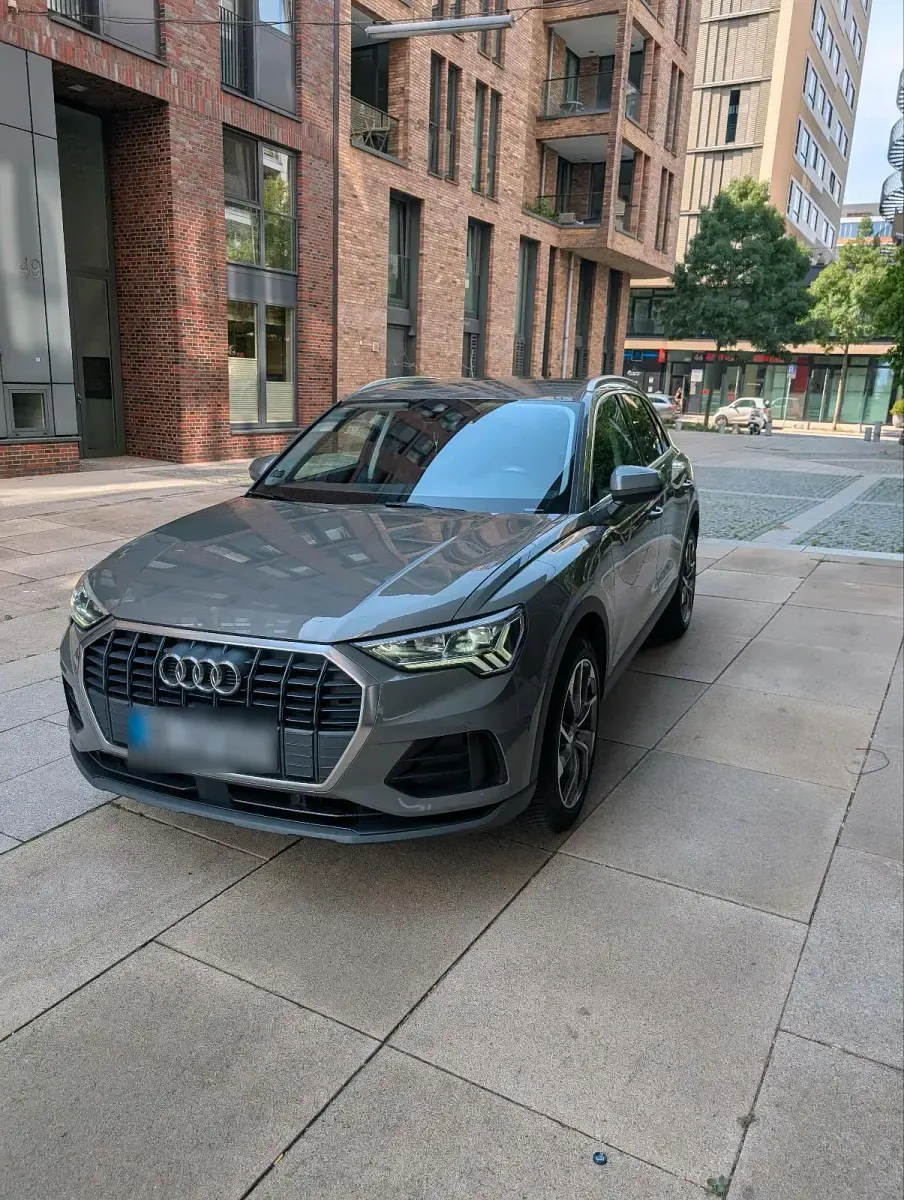Gebraucht Audi Q3 Advanced Plus 150 PS (110 kW) 2020 Grau SUV