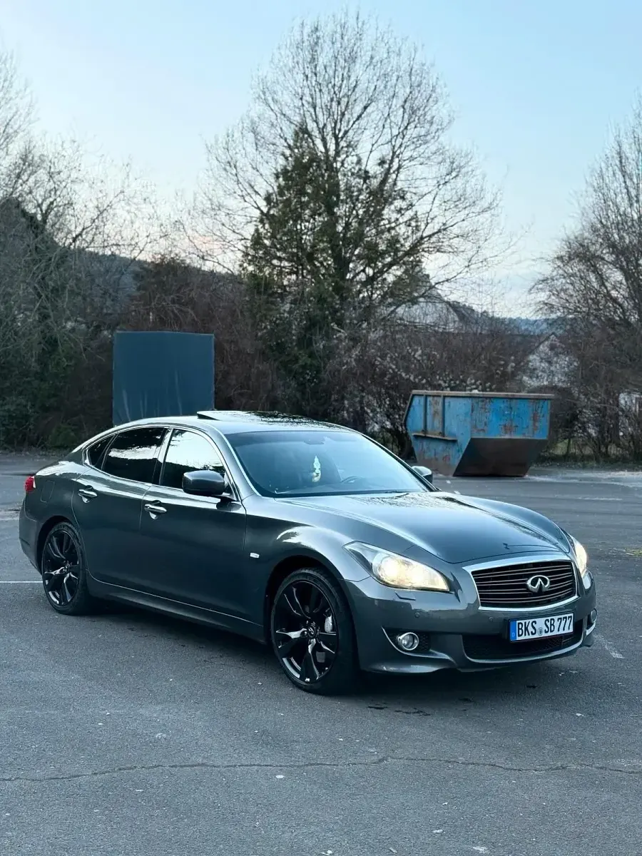Gebraucht Infiniti Q70 333 PS (244 kW) 2013 Grau Limousine