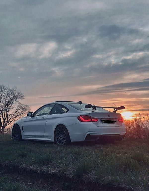 Weiß Gebraucht 2014 BMW 435 Performance Coupé | 24.500 € (Teuer) - Bild 1/4