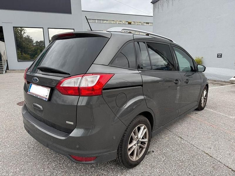 Gebraucht Ford Grand C-Max Trend 125 PS (91 kW) 2017 Grau Van / Kleinbus