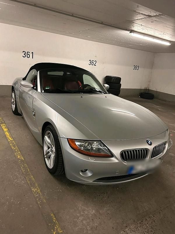 Second-hand BMW Z4 231 CP (169 kW) 2003 Argintiu Cabrio