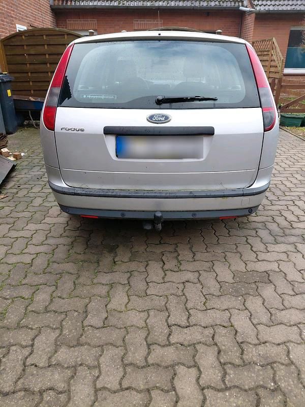 Gebraucht Ford Focus 101 PS (74 kW) 2007 Silber Kombi