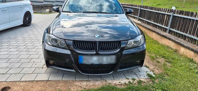 Second-hand BMW 330 231 CP (169 kW) 2006 Negru Break