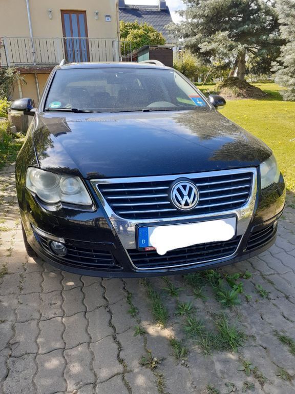 Schwarz Gebraucht 2008 VW Passat Individual Kombi | 6.666 € (Teuer) - Bild 1/4