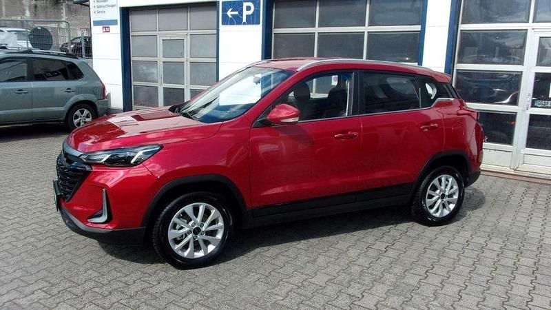 Gebraucht Baic X35 116 PS (85 kW) 2024 Rot SUV