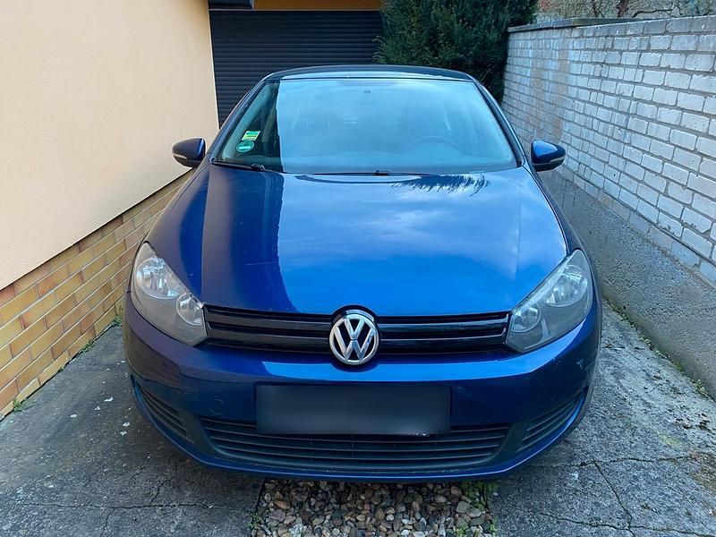 Gebraucht VW Golf VI 105 PS (77 kW) 2010 Blau Kleinwagen
