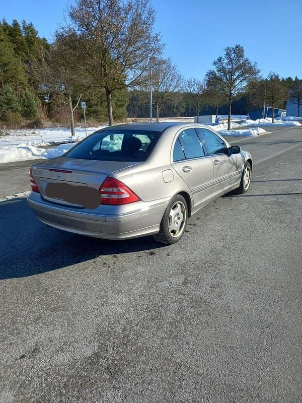 Gebraucht Mercedes C230 204 PS (150 kW) 2006 Beige Limousine