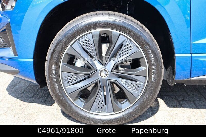 Gebraucht Skoda Karoq SportLine 150 PS (110 kW) 2024 Blau SUV