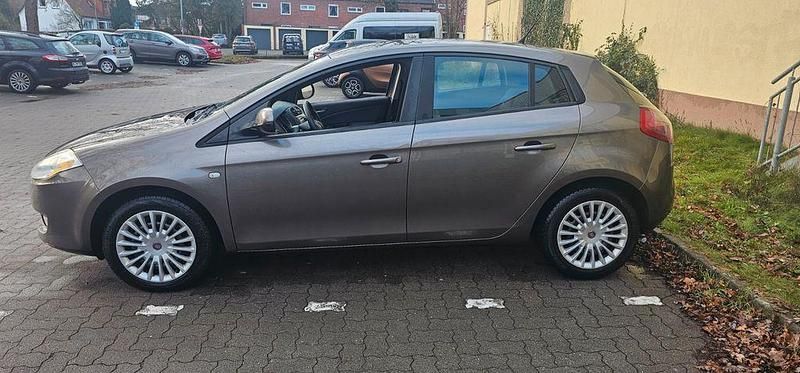 Gebraucht Fiat Bravo Dynamic 90 PS (66 kW) 2009 Beige Kleinwagen