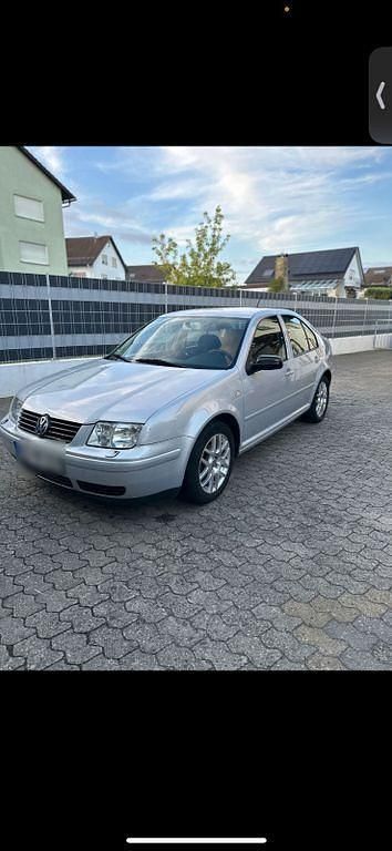 Gebraucht VW Bora 101 PS (74 kW) 1998 Grau Limousine