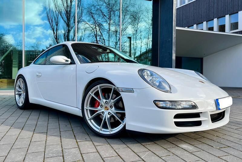 Weiß Gebraucht 2006 Porsche 911 Carrera S Coupé | 51.900 € (Fairer Preis) - Bild 1/4